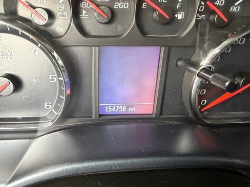 Used 2018 Chevrolet Silverado 2500 4x4 Crew Cab image 10