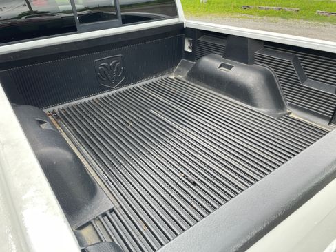 Used 2005 Dodge Dakota 4x4 Quad Cab SLT image 12