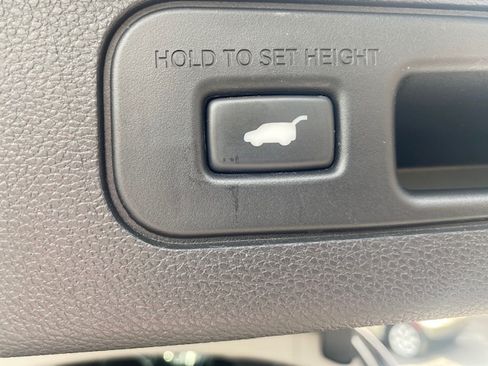 Used 2024 Honda Odyssey Touring image 25