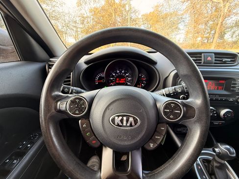 Used 2014 Kia Soul image 13