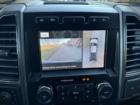 Used 2020 Ford F250 XLT image 35