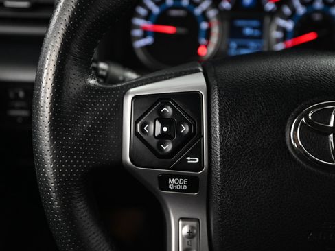 Used 2018 Toyota 4Runner SR5 image 37