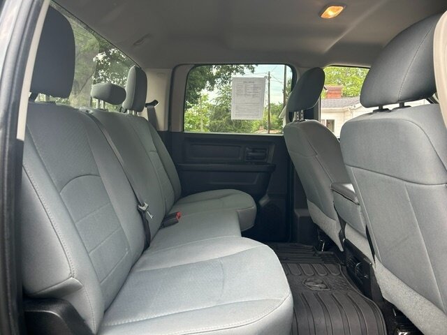 Used 2016 RAM 2500 4x4 Crew Cab ST image 17