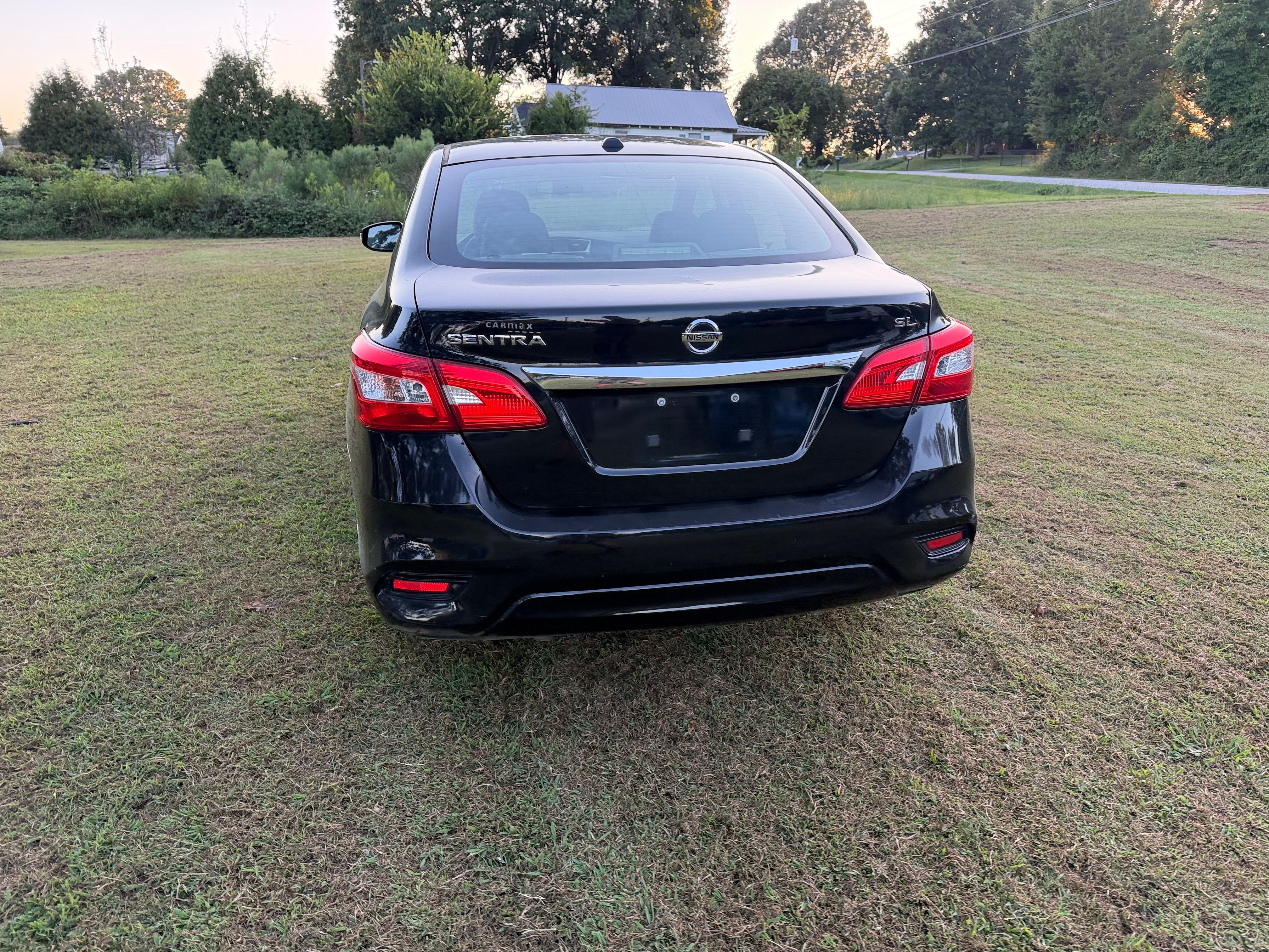 Used 2017 Nissan Sentra UNAVAIL FWD image 25