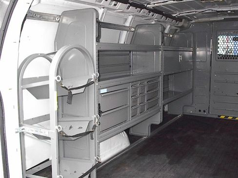 Used 2021 Chevrolet Express 2500 image 20