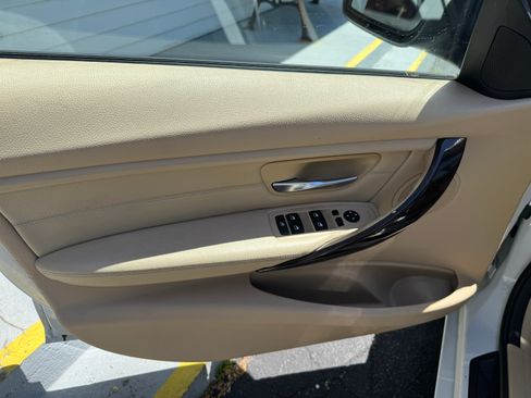 Used 2015 BMW 328i xDrive Sedan AWD/4WD image 10