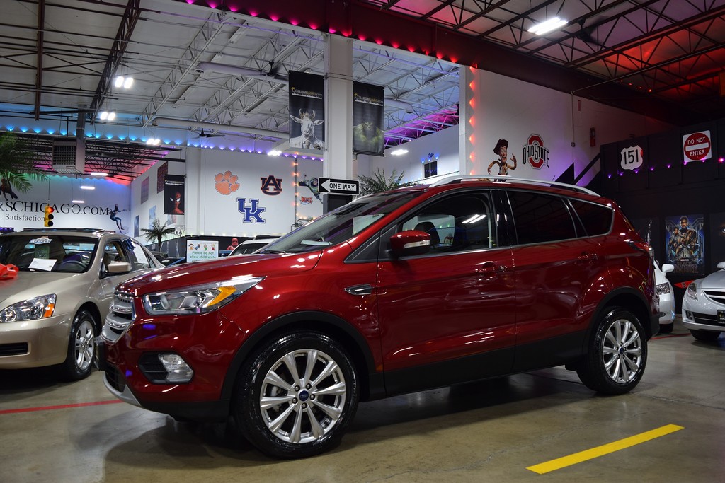 Used 2017 Ford Escape Titanium FWD image 11