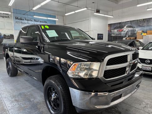 Used 2014 RAM 1500 SLT image 11