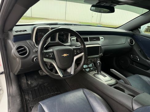 Used 2014 Chevrolet Camaro LT Coupe RWD image 14