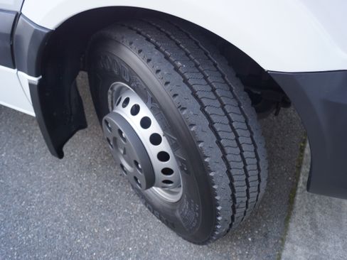 Used 2016 Mercedes-Benz Sprinter 3500 image 55