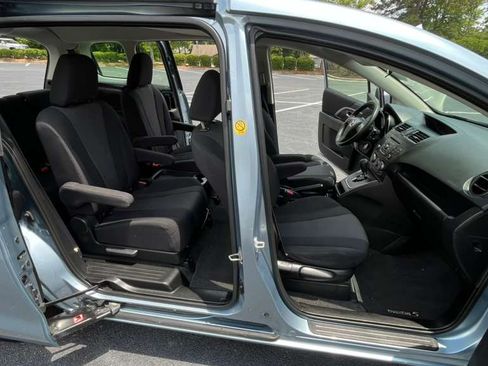 Used 2012 MAZDA MAZDA5 Sport FWD image 13