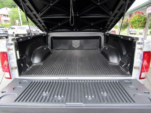 Used 2015 RAM 2500 4x4 Crew Cab Big Horn image 18