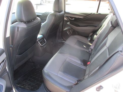 Used 2020 Subaru Outback Onyx Edition XT image 8