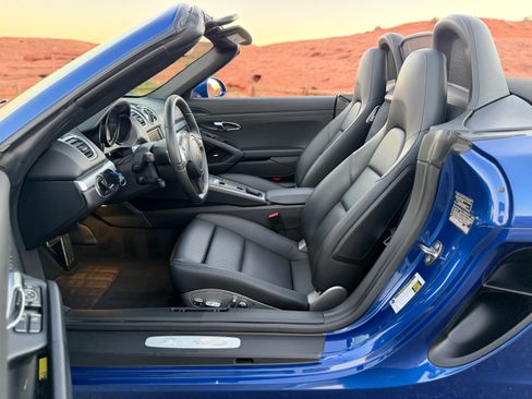 Used 2013 Porsche Boxster S image 9