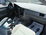 Used 2008 Suzuki Forenza Premium image 4