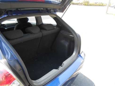 Used 2010 Hyundai Accent GL image 12