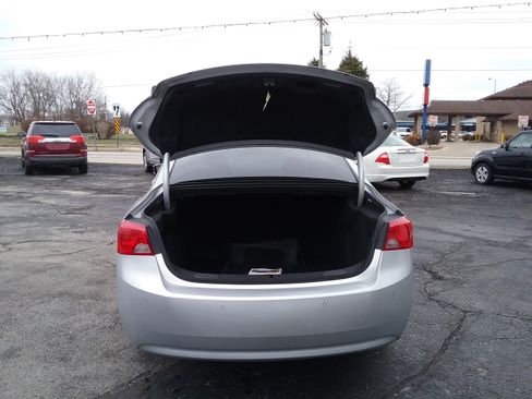 Used 2014 Chevrolet Impala LT image 13