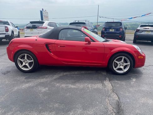 Used 2003 Toyota MR2 Spyder UNAVAIL RWD image 3