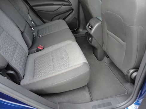 Used 2022 Chevrolet Equinox LT image 23