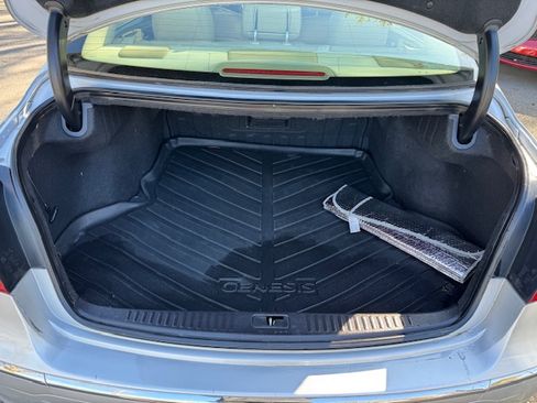 Used 2012 Hyundai Genesis 4.6 image 17