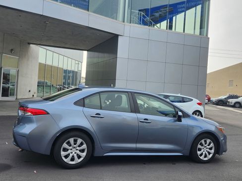 Used 2022 Toyota Corolla LE image 8
