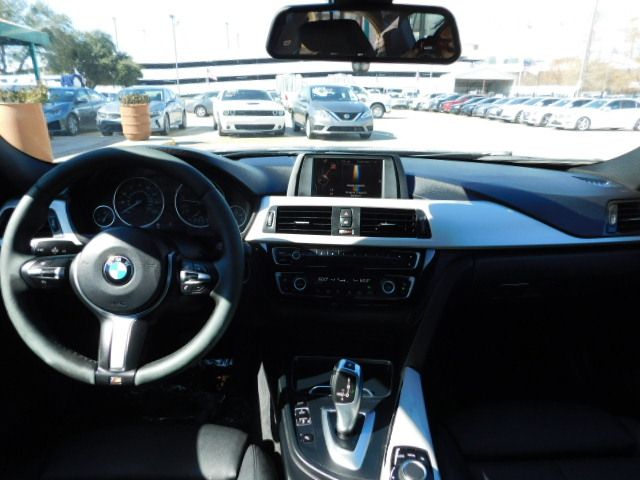 Used 2016 BMW 320i Sedan RWD image 12