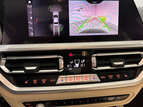 Used 2020 BMW 330i xDrive w/ Driver Assist image 36