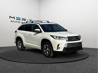 Used 2019 Toyota Highlander Limited Platinum