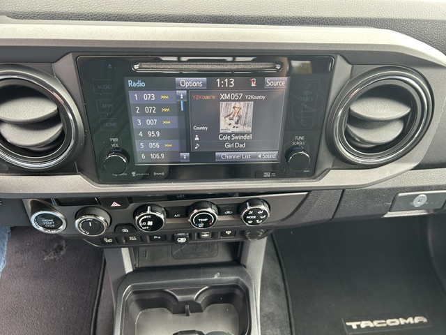 Used 2018 Toyota Tacoma 4x4 Double Cab image 18