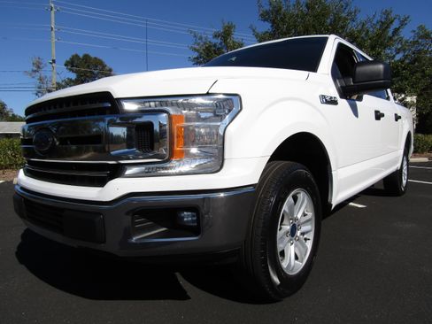 Used 2020 Ford F150 XLT image 2
