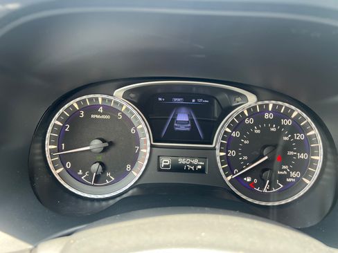 Used 2017 INFINITI QX60 Luxe FWD image 10