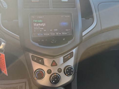 Used 2016 Chevrolet Sonic LT image 10