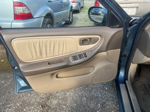 Used 2001 Nissan Altima GXE image 8