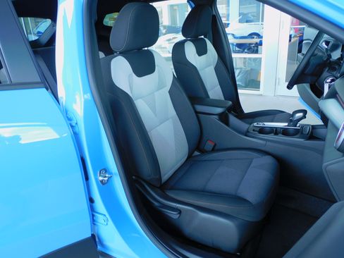 Used 2024 Chevrolet Trax RS image 19