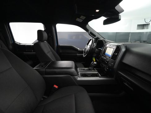 Used 2019 Ford F150 XLT image 42