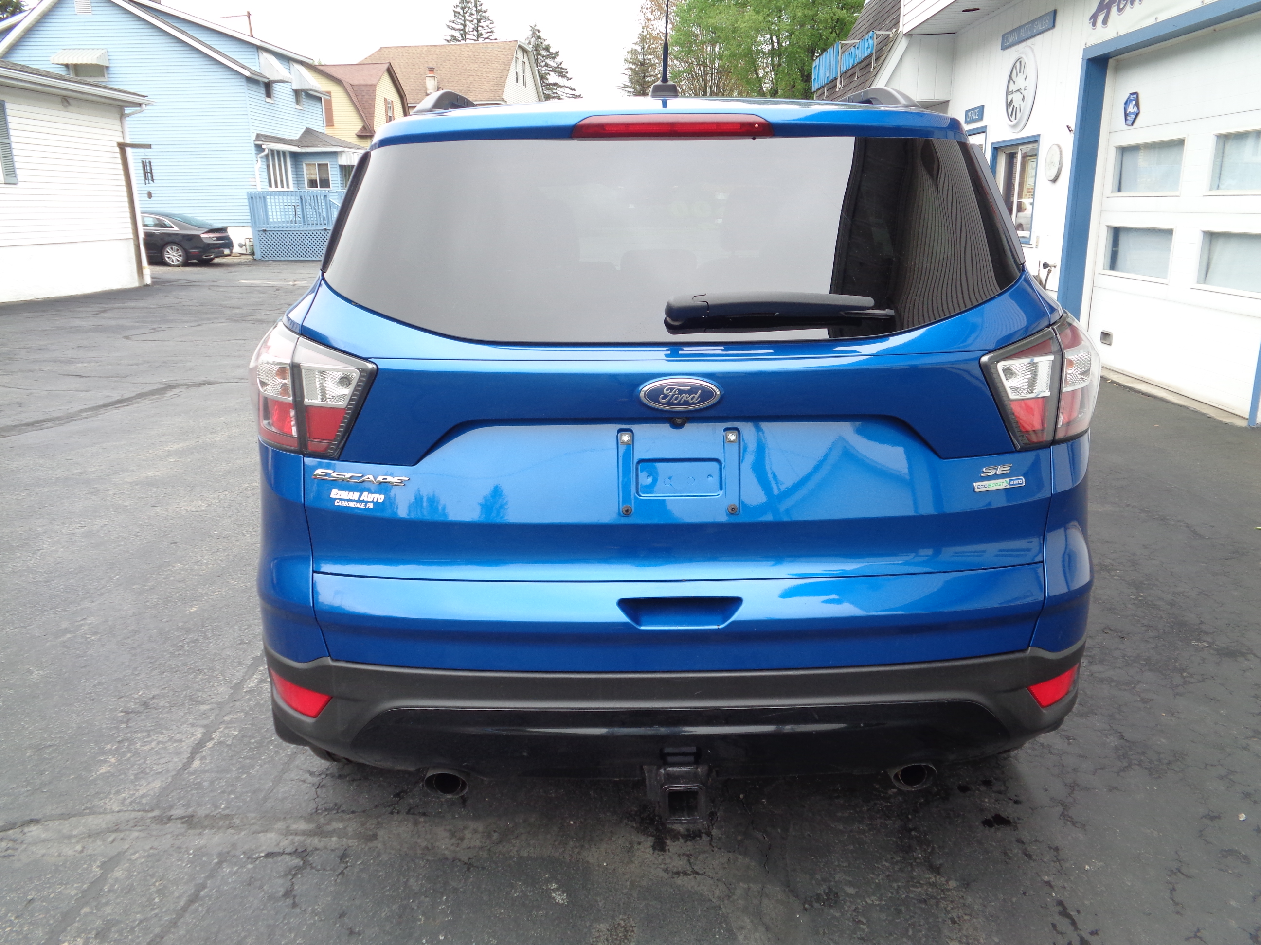 Used 2017 Ford Escape SE AWD/4WD image 9