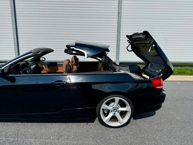 Used 2009 BMW 335i Convertible RWD image 9