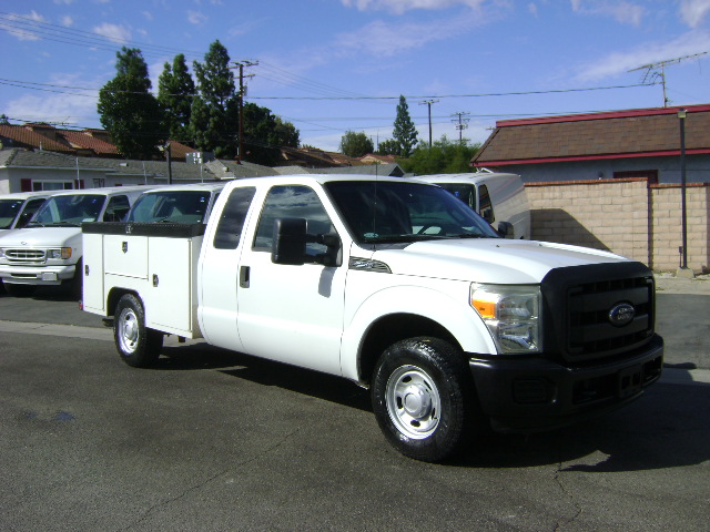 Used 2012 Ford F250 2WD SuperCab Super Duty image 3