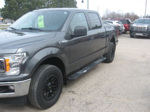 Used 2019 Ford F150 XLT image 1