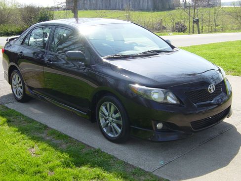 Used 2009 Toyota Corolla S image 4
