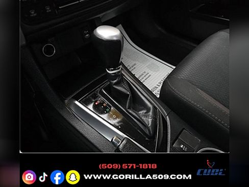 Used 2017 Toyota Corolla image 11