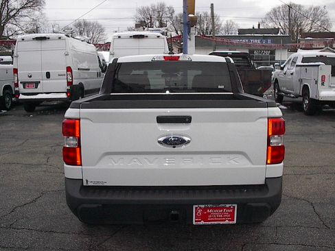 Used 2022 Ford Maverick XL image 5