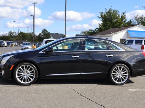 Used 2014 Cadillac XTS Platinum image 4