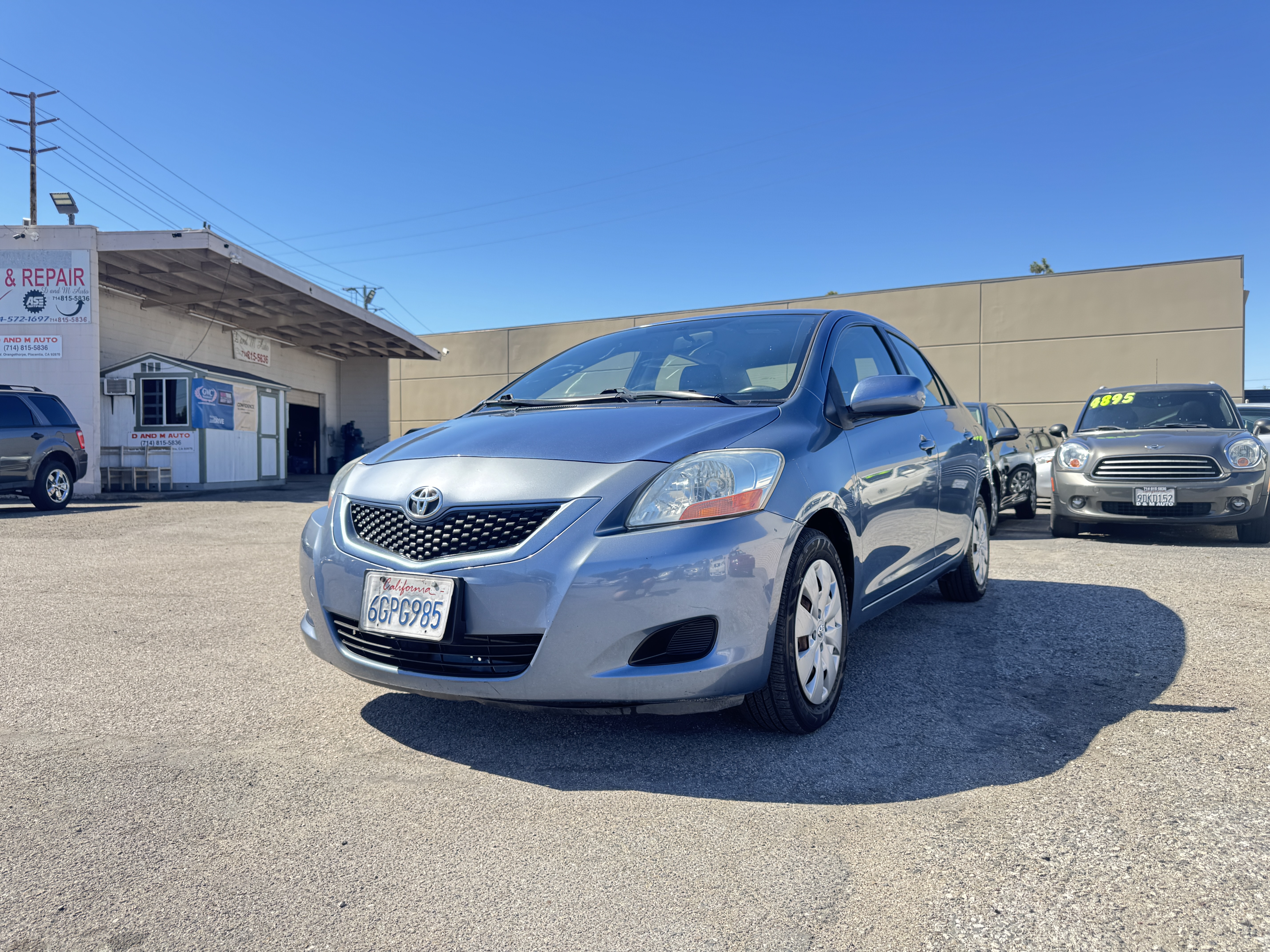 Used 2009 Toyota Yaris Sedan FWD image 2