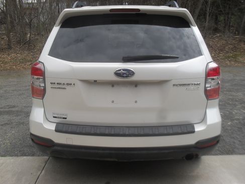 Used 2015 Subaru Forester 2.5i Limited image 6