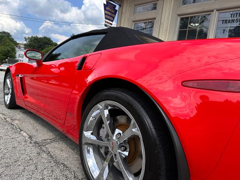 Used 2011 Chevrolet Corvette Grand Sport Convertible w/ 3LT RWD image 7