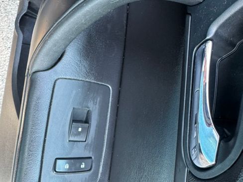 Used 2016 Chevrolet Traverse FWD LT w/ 1LT image 17