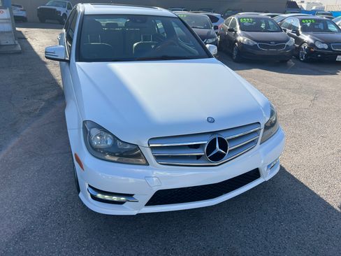 Used 2013 Mercedes-Benz C 250 Sedan image 4