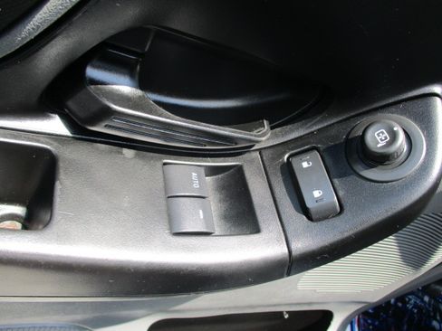 Used 2011 Ford Ranger Sport image 17