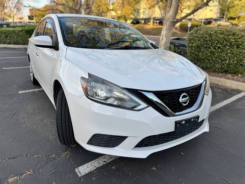Used 2016 Nissan Sentra 1.8 S image 13